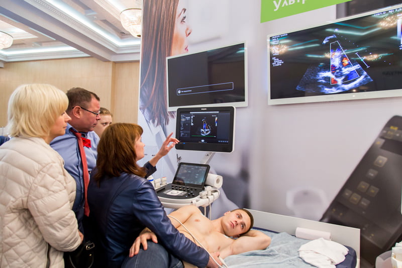 Transfer between Moscow airports and the 2019 Medical Diagnostics exhibition