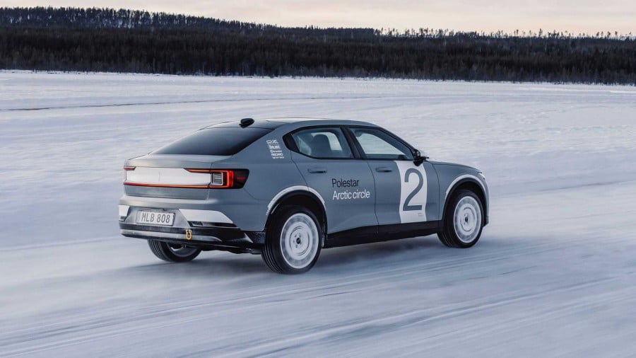 Дочерняя компания Volvo и Geely создала арктический шедевр